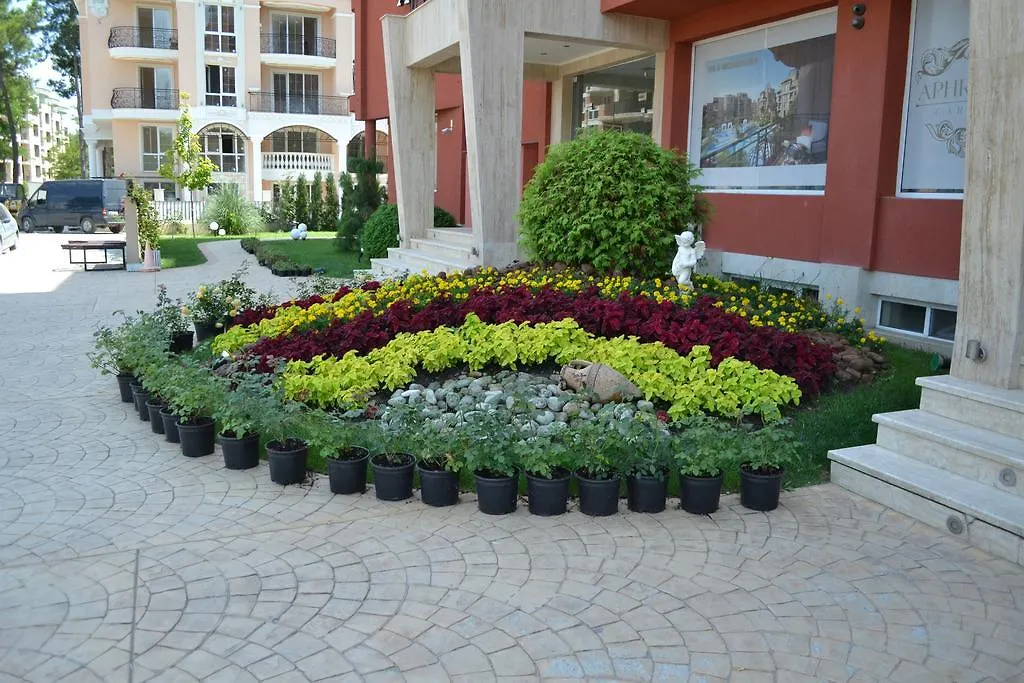 Sun City Apartments Napospart